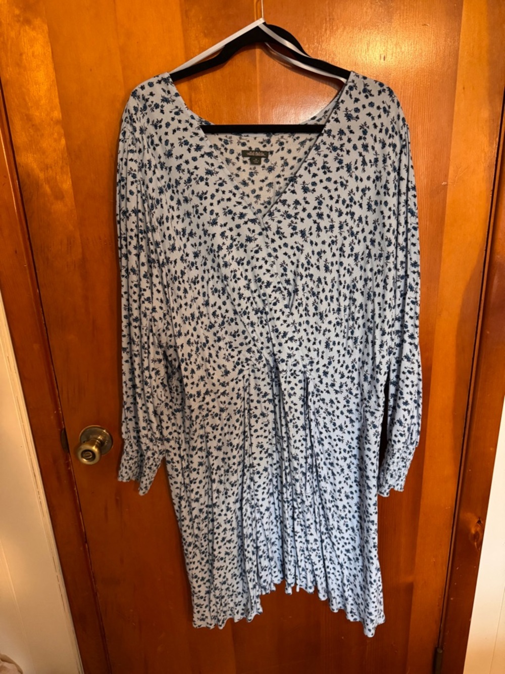 wild fable Blue Floral V-Neck dress